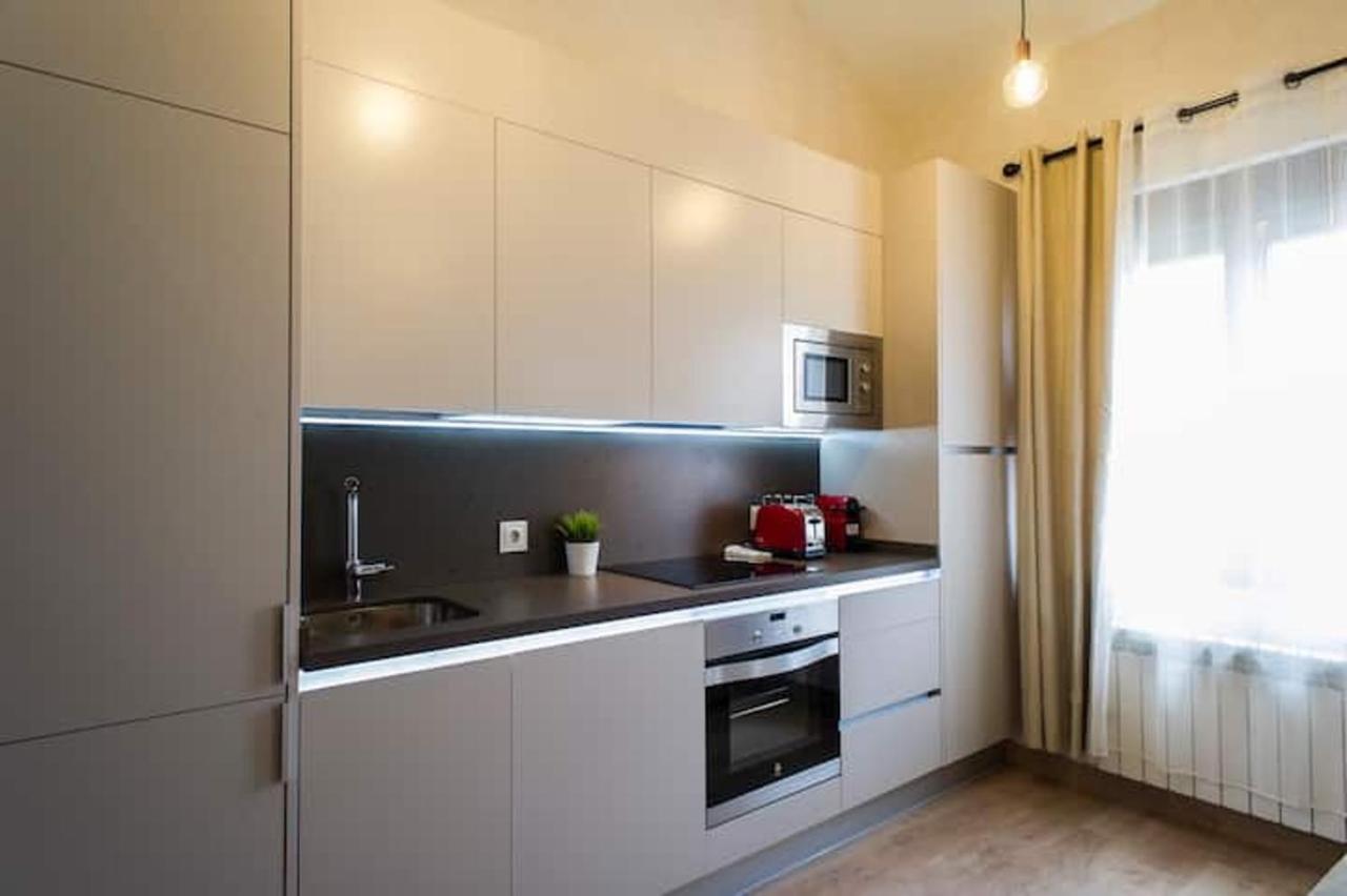 Premium Apartment La Latina 1. Саламанка Екстериор снимка